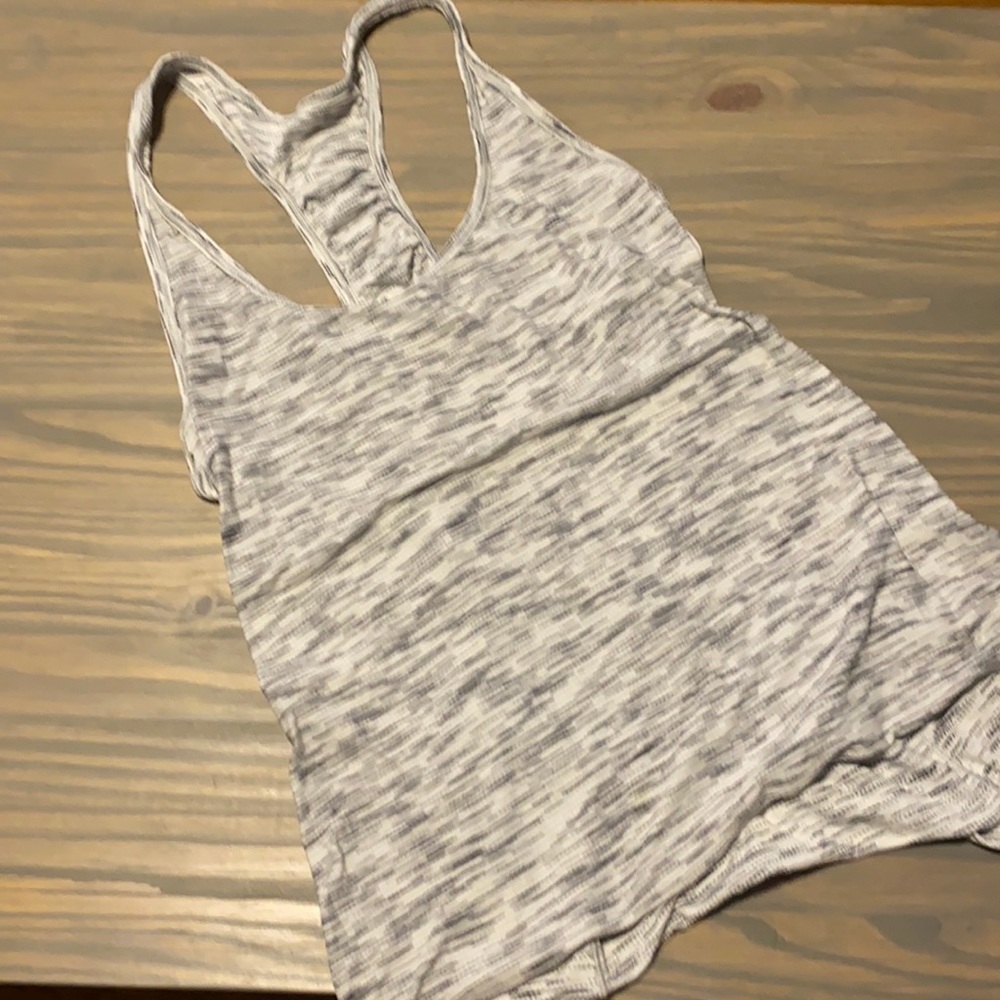 Lululemon tank